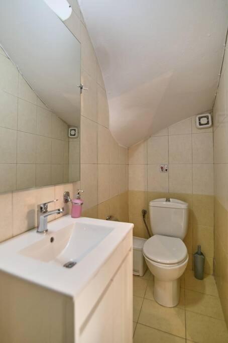 #Tyrtaiou Modern Design Studio Mytilíni Buitenkant foto
